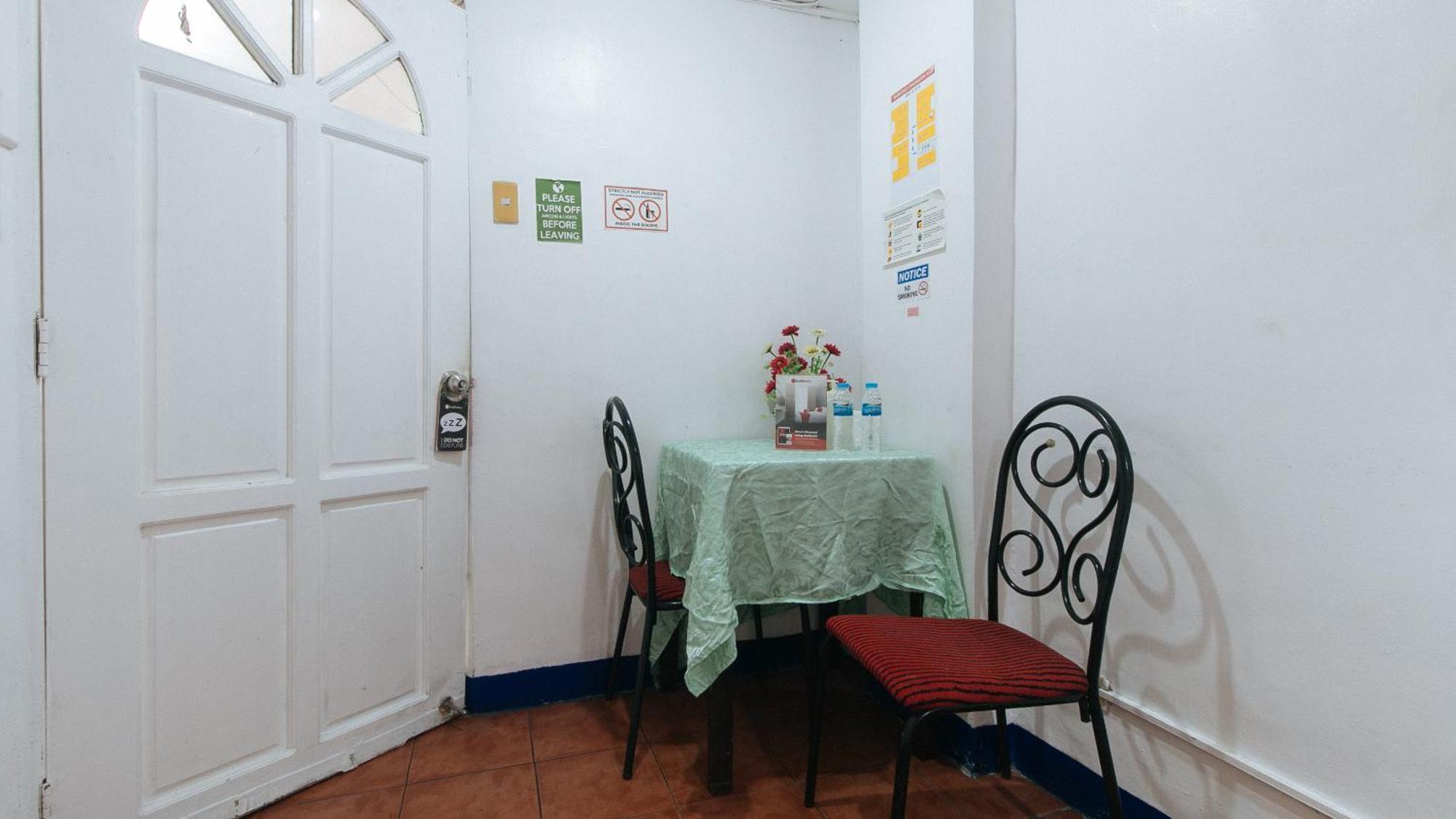 Reddoorz Near East Avenue Medical Center Hotel Quezon City Kültér fotó